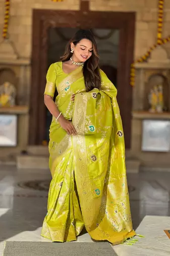 Perrot soft banarasi silk blend meenakari weaving saree with unstitched blouse