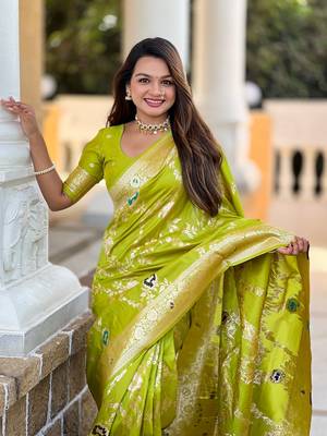Perrot soft banarasi silk blend meenakari weaving saree with unstitched blouse 5