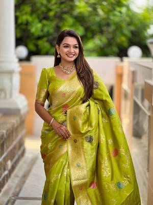 Perrot soft banarasi silk blend meenakari weaving saree with unstitched blouse 5