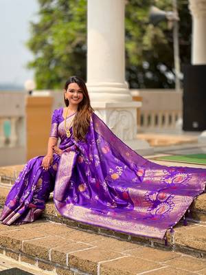 Purple soft banarasi silk blend meenakari weaving saree with unstitched blouse 3