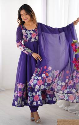 Floral Printed Organza Anarkali Kurta With Cotton Silk Pant And Dupatta. 4