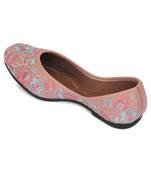 Ultra comfortable peach flats