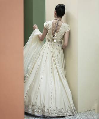 Offwhite mirror embroidered anarkali set 4