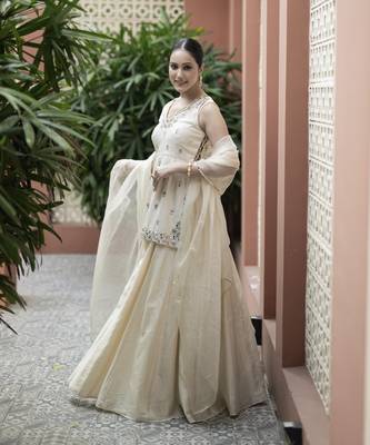 Off White Mirror Embroidered Kurta Paired With Chanderi Lehenga Set 5
