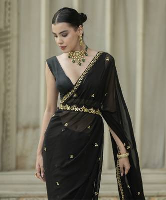 Black floral printed saree 3