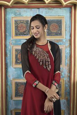 Maroon georgette embroidered asymmetrical kurta & 5