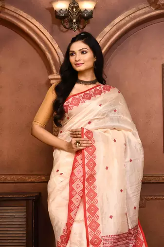 Off white tussar silk saree with blouse piece