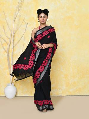 black exclusive applique saree with blouse piece 3