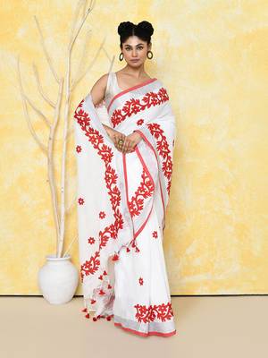 white exclusive applique saree with blouse piece 2