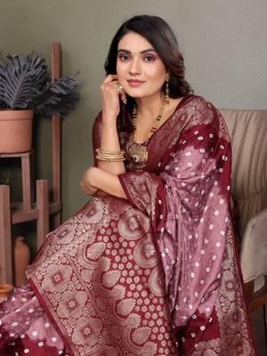 Peach handmade bandhej satin silk saree with zari weaving border 3