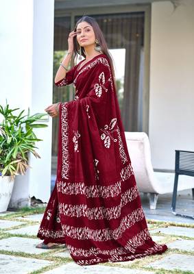 Maroon printed cotton saree with blouse piece 2