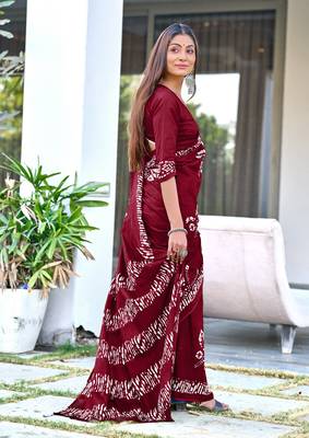 Maroon printed cotton saree with blouse piece 3