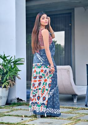 Blue printed cotton saree with blouse piece 3