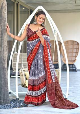 Grey printed cotton saree with blouse piece 1