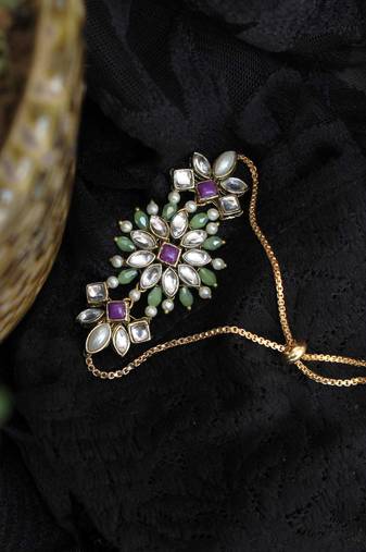 Pearl twirl bracelet