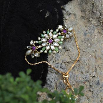 Pearl twirl bracelet 3