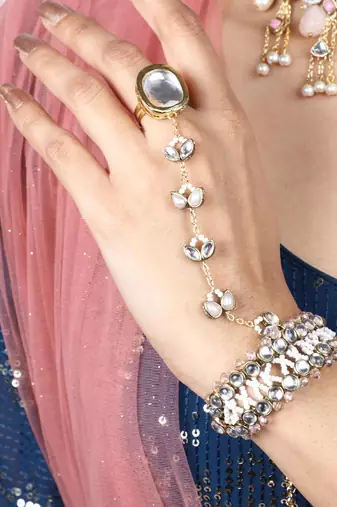 Pink wink bracelet