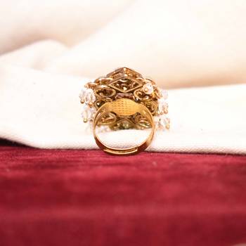Enamoured kundan ring 2