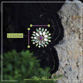 Pearl twirl green ring 3