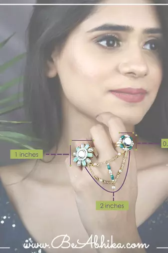 Garden green two-finger ring