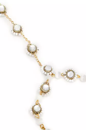 Golden round kundan with white pearls adjustable hathphool bracelet