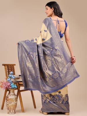 cream & navy blue banarasi Silk blend woven zari work tassel saree 4