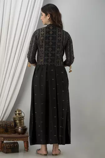 Jaipurite women's cotton printed jacketed anarkali kurti in black