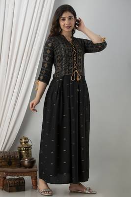 Jaipurite women's cotton printed jacketed anarkali kurti in black 4