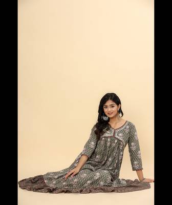 Jaipurite women's embellished viscose rayon anarkali kurti 5
