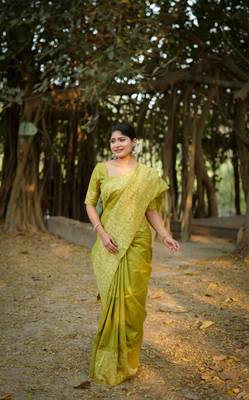 Lemon art silk blend weaving saree with woven fancy tassels 3