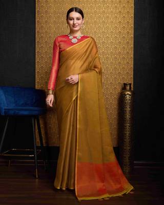 Golden Blend Linen Tissue Contrust Pallu Saree With Blouse 2