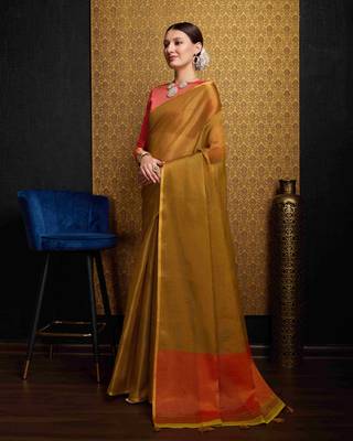 Golden Blend Linen Tissue Contrust Pallu Saree With Blouse 3