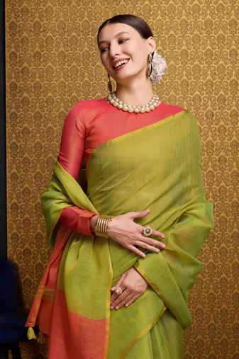 Pista Green Blend Linen Tissue Contrust Pallu Saree With Blouse