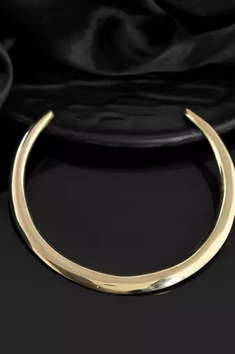 Minimalist gold plated  open cuff necklace for women