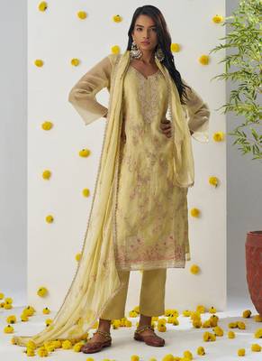 Light yellow organza embroidered salwar suuit 3