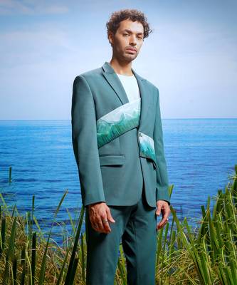 Ch  teau peaks hand-painted ceremonial suit 2