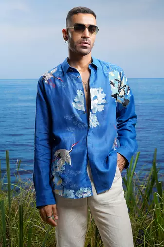 Blue crane tapestry embroidered  linen shirt