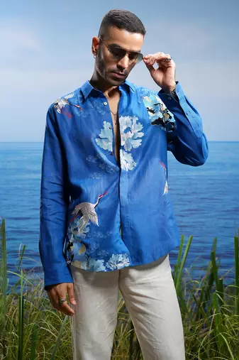 Blue crane tapestry embroidered  linen shirt