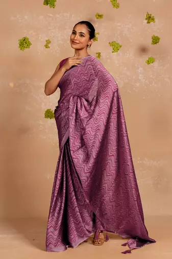 Dusty beige chiffon geometric paisley print  saree with unstitched blouse piece