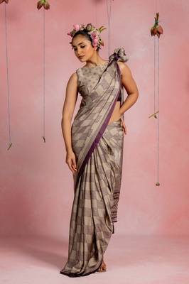 Dusty beige chiffon geometric paisley print  saree with unstitched blouse piece 2