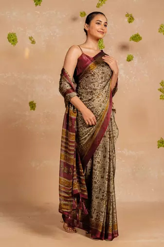 Dark dusty biege chiffon warli print  saree with unstitched blouse piece