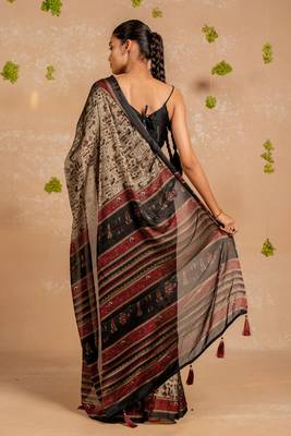 Dark dusty biege chiffon warli print  saree with unstitched blouse piece 4