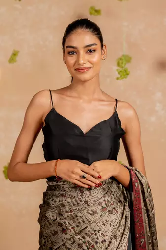 Dark dusty biege chiffon warli print  saree with unstitched blouse piece