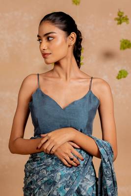 Dusty mauve chiffon  floral print  saree with unstitched blouse piece 5