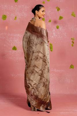 Beige silk blend floral print golden zari woven borde saree with unstitched blouse piece 4