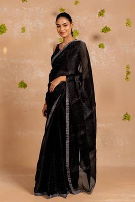 Sea green organza embroidered golden zari woven border saree with unstitched blouse piece 3