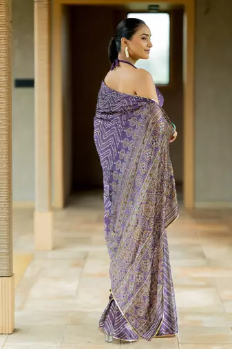 Dark purple chiffon foil chevron print ethnic motif sequins lace border saree with unstiched blouse piece