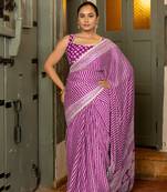 Dark magenta chiffon stripes leheriya print zari work lace saree with unstiched blouse piece