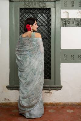 Light dusty blue chiffon foil floral print lace border saree with unstiched blouse piece 4