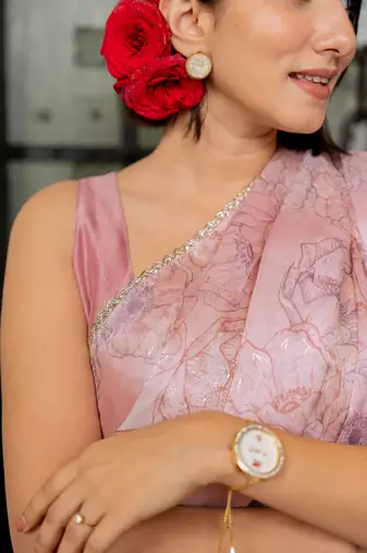 Light peach chiffon foil floral print lace border saree with unstiched blouse piece
